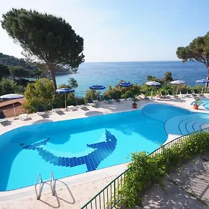 https://hotel-da-giacomino.it-tuscanyhotel.com